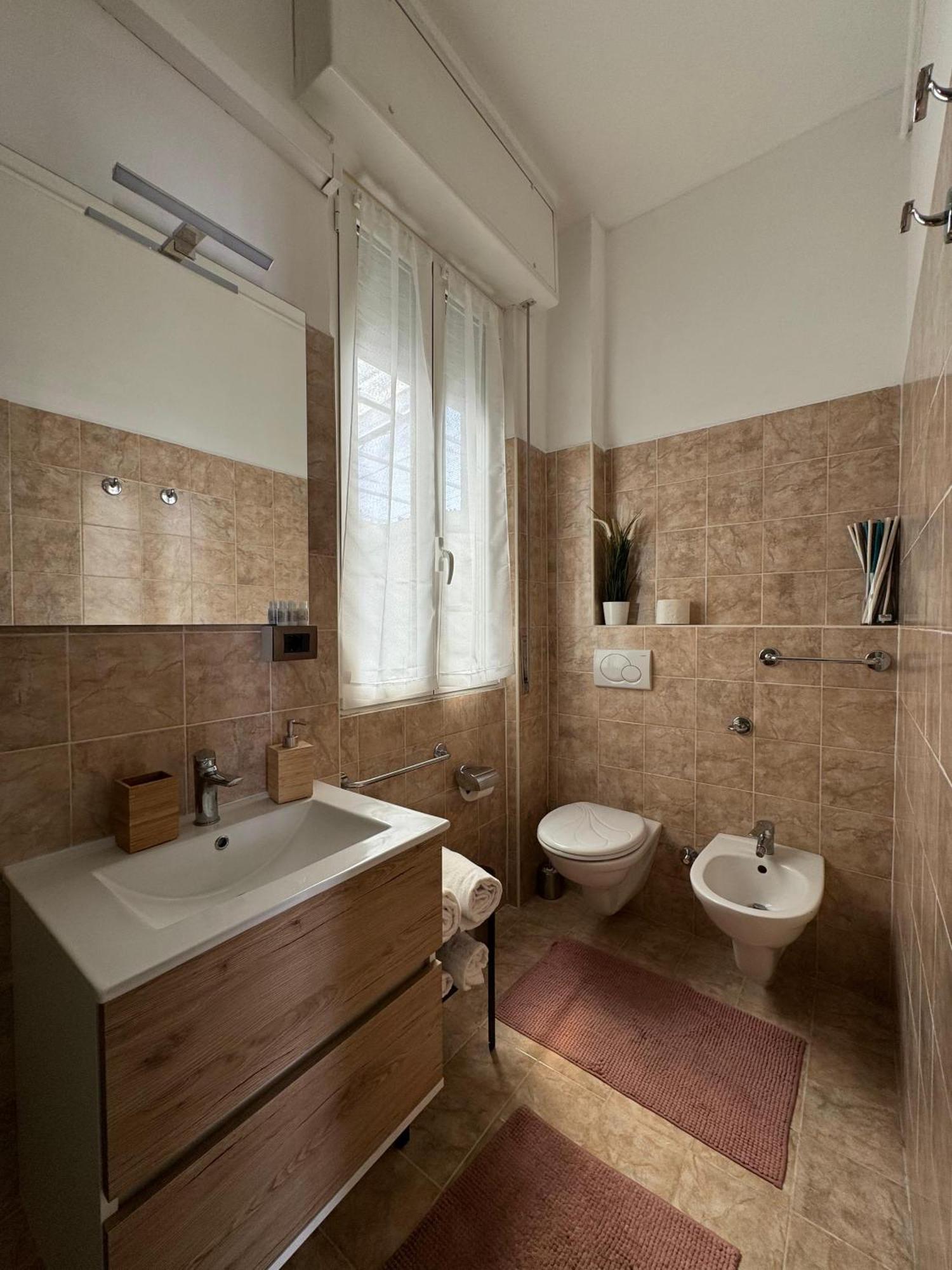 La Casa Di Tom - Homy Milano Apartment Exterior foto